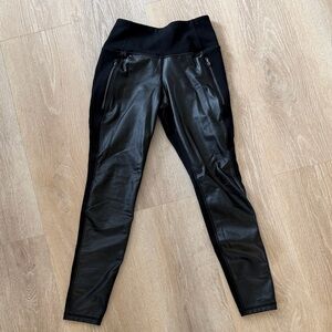 Old Navy Active Black Faux Leather Leggings